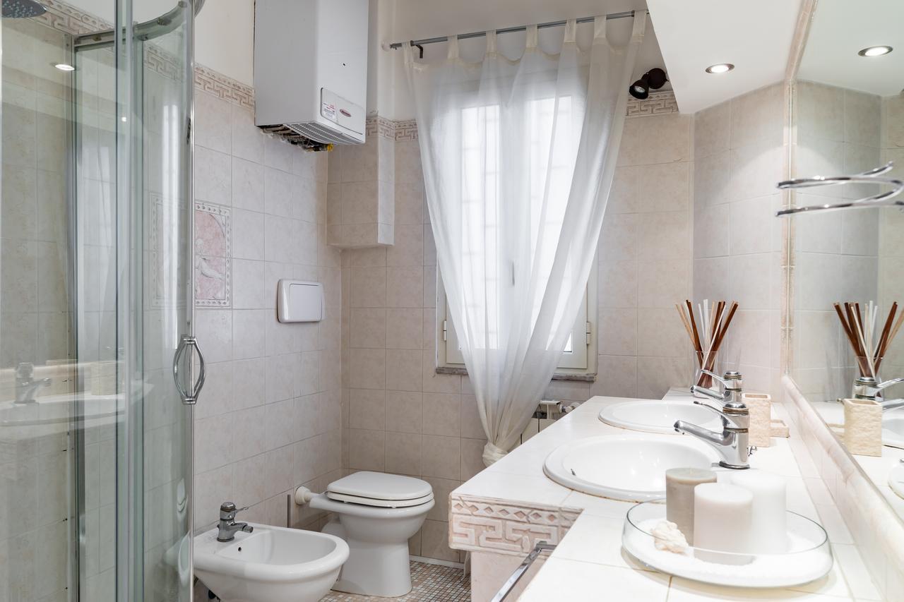 Frattina Royal Apartment Roma Exterior foto
